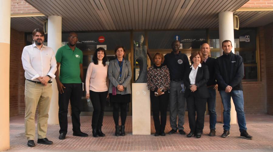 San Valero recibe la visita del centro Corona de Aragón y de cuatro colegios africanos dentro del proyecto SAAM