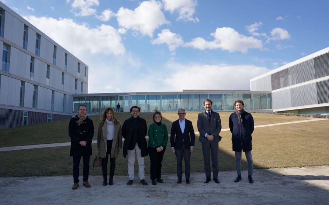 Representantes de la Asociación de Directivos y Ejecutivos de Aragón (ADEA) visitan la Universidad San Jorge