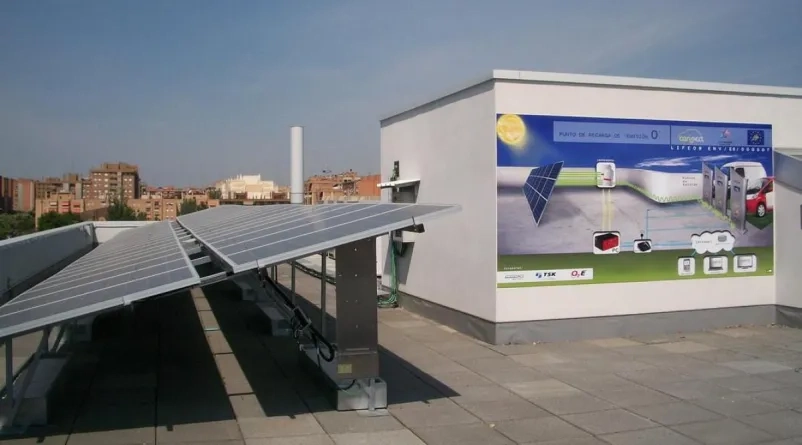  SEAS colabora con Endesa para impulsar la formación en energías renovables en el nudo mudéjar