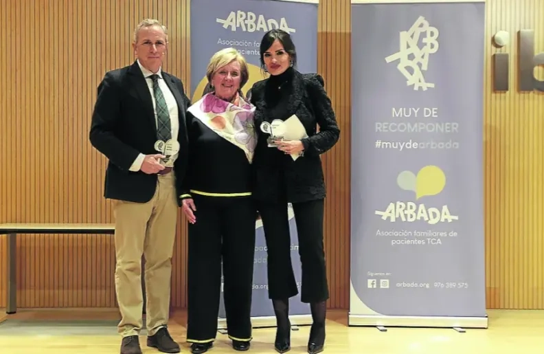 La Universidad San Jorge recibe un premio por su labor de promoción de hábitos de vida saludables y de prevención de los trastornos de salud mental 