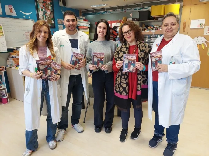 La Universidad San Jorge entrega la edición de invierno de la revista Botiquín y Sonrisas 