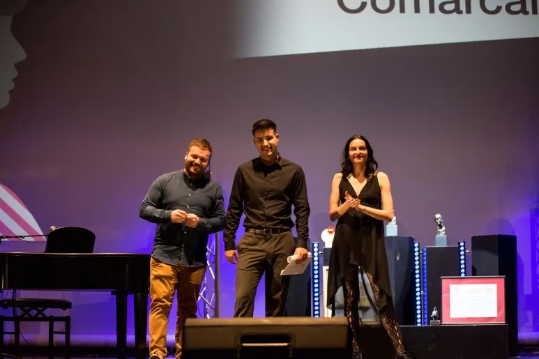 Los estudiantes Alberto Aznar y Yolanda Melero, premiados en el Festival de Cine de la Almunia