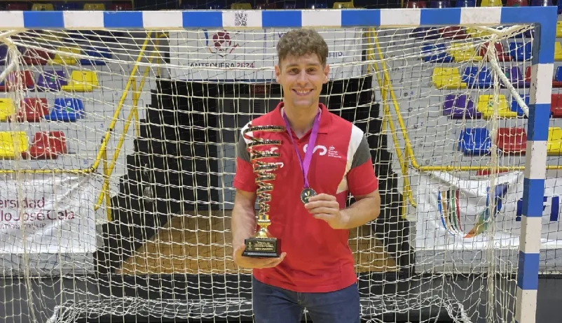 Daniel Sanjuán, docente de la Facultad de Ciencias de la Salud, gana el Campeonato del Mundo Universitario de Balonmano como fisioterapeuta del equipo nacional