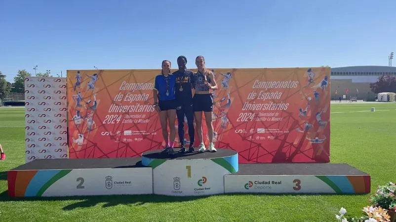 La estudiante Inés Arqued consigue la medalla de bronce en el Campeonato de España Universitario de Atletismo